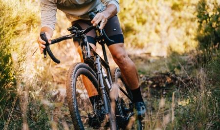 Image du dossier Vélo Gravel suspendu : Pour quel cycliste et pour quel type de terrain ?