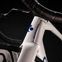 colnago-y1rs-lexpert-velo-50