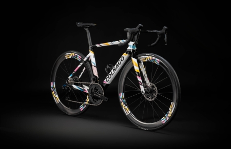 colnago-V4Rs-tadej-lexpert-velo-23