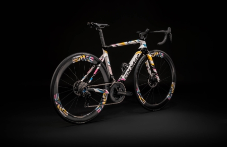 colnago-V4Rs-tadej-lexpert-velo-24