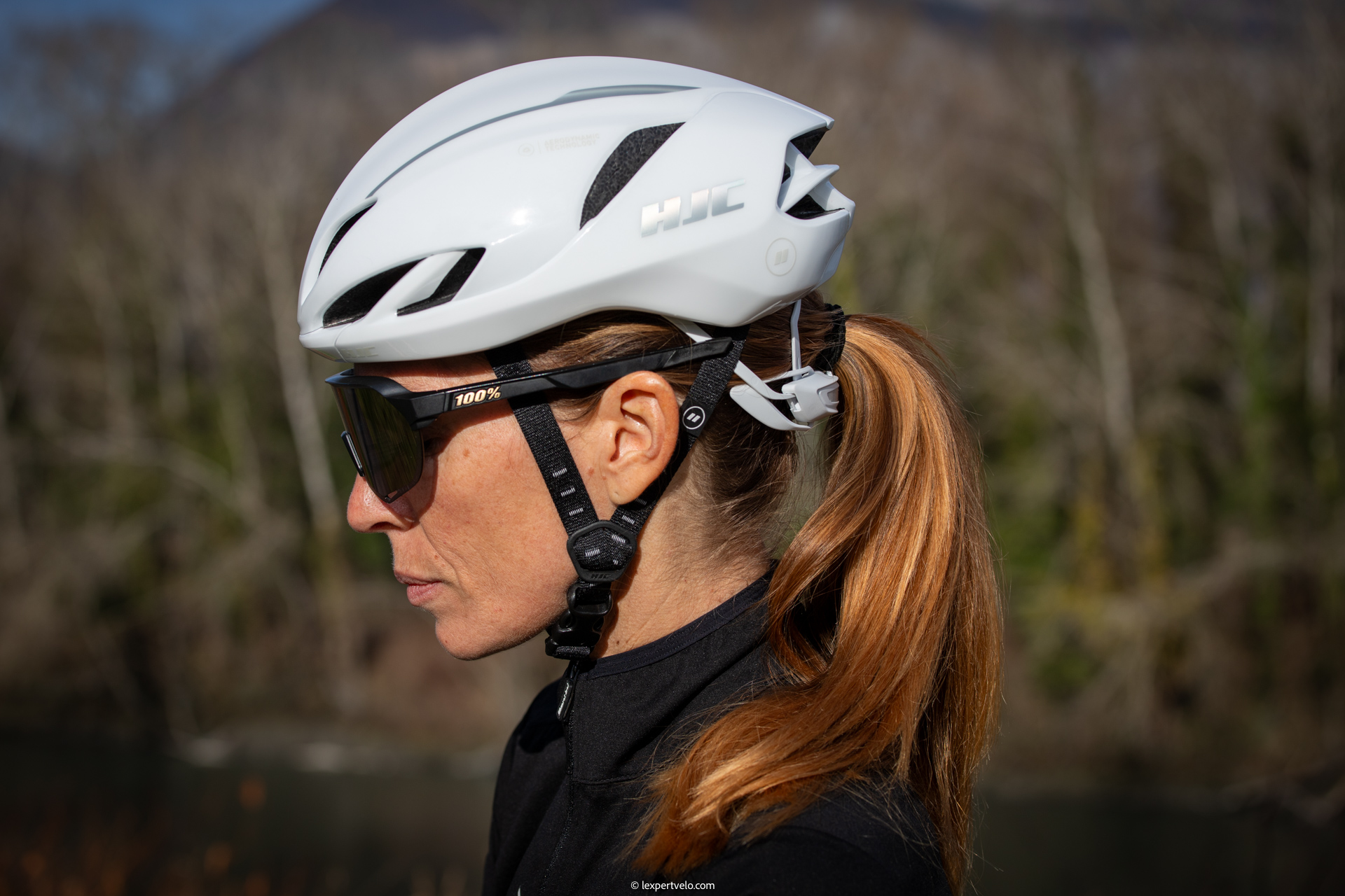 casque-hjc-furion-3-lexpert-velo-1.jpg